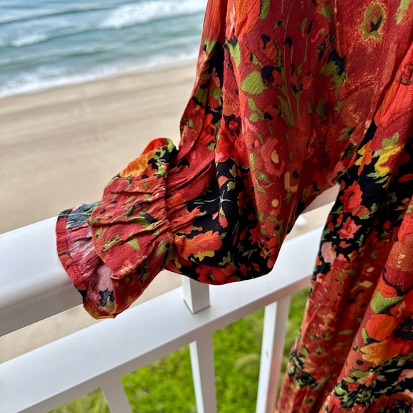 Easel Floral Midi Dress in dark orange/blk/green and a bit of gold. - Picture 6 of 8